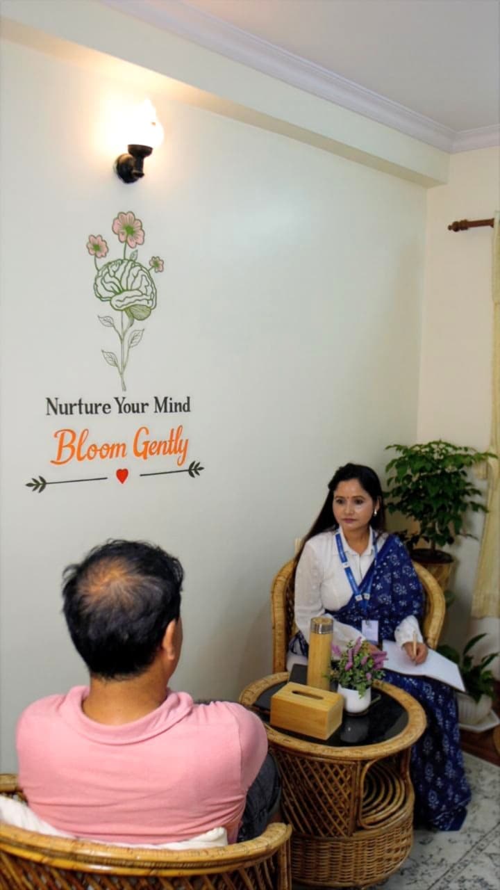 Individual counselling session with counselor and client at Aarogya Man